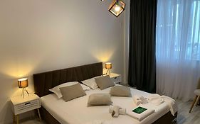Oltenia Studio Happy Residence 3 - Elena Teodorini 51- Craiova